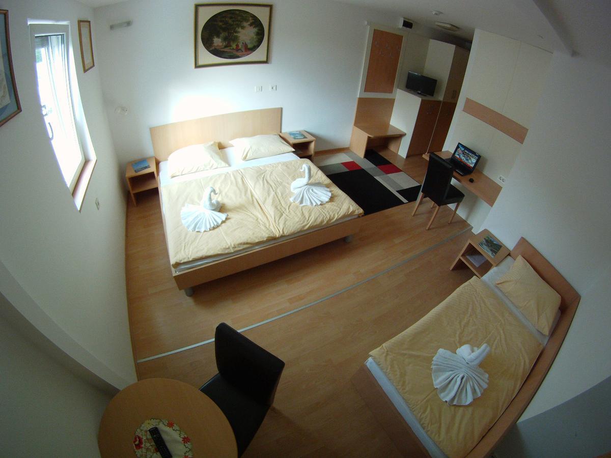 Hotel Galaksija Trebnje Eksteriør billede